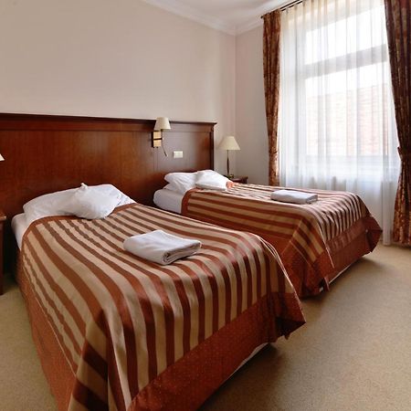 Hotel Ulubiony Kostrzyn Eksteriør bilde