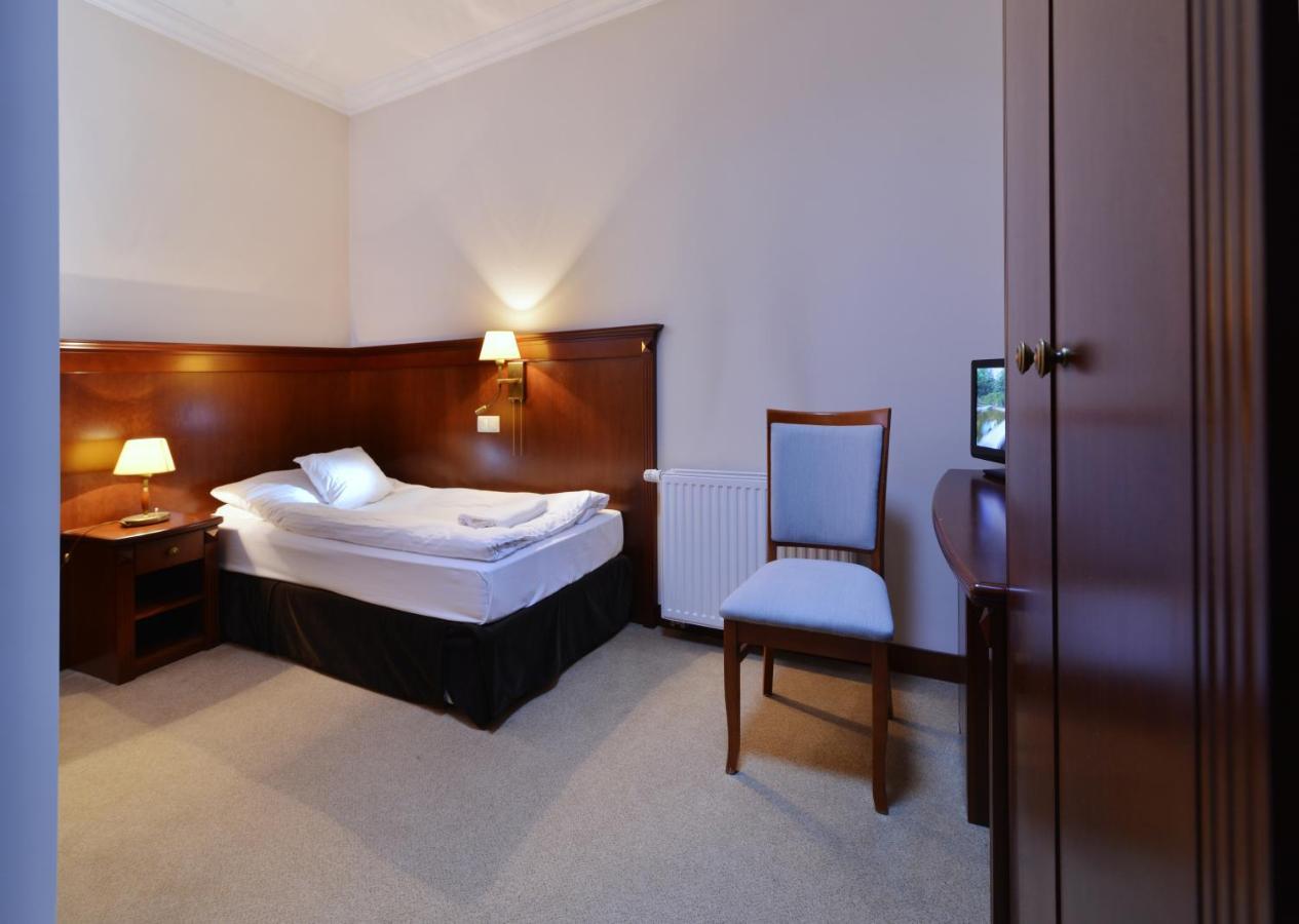 Hotel Ulubiony Kostrzyn Eksteriør bilde