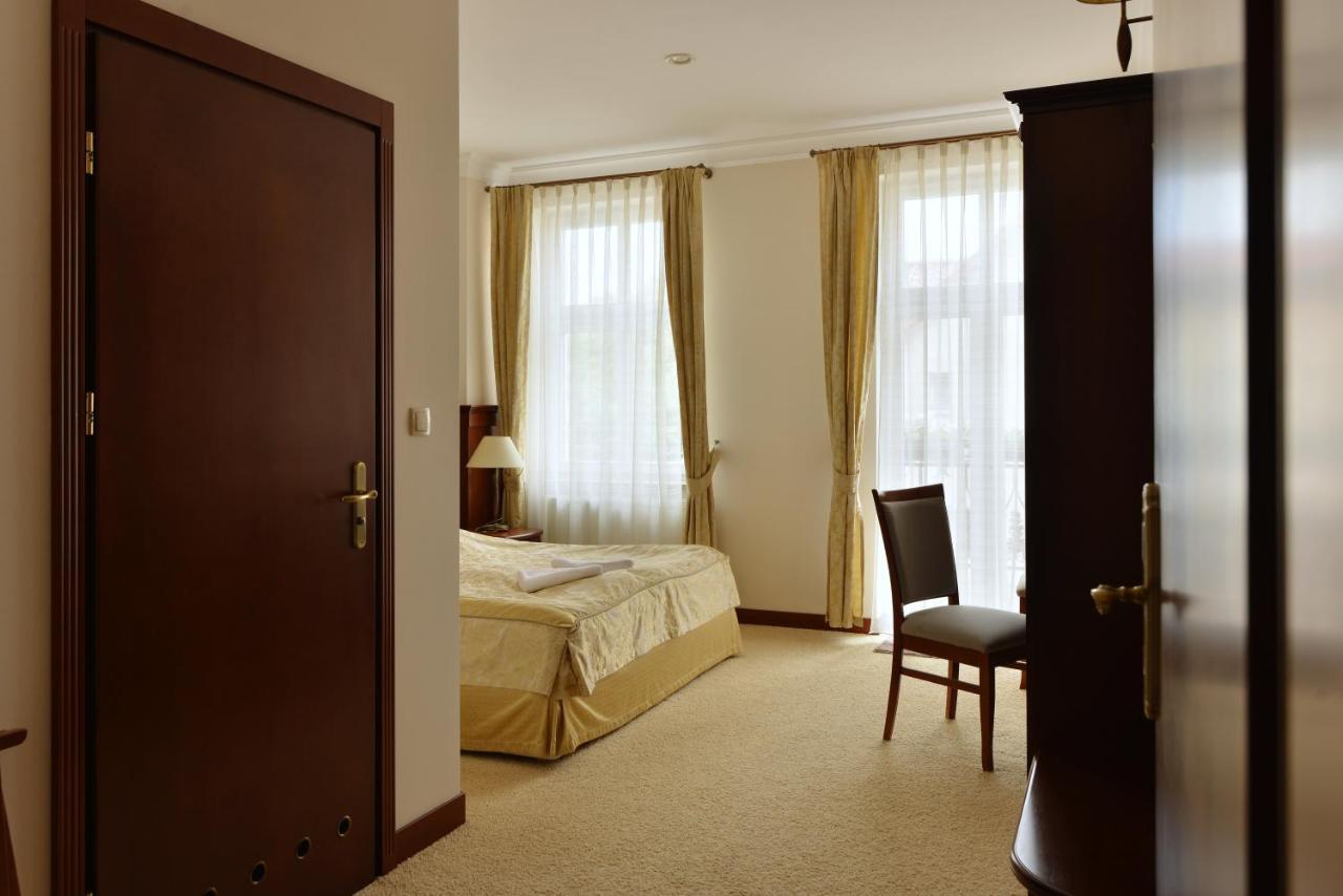 Hotel Ulubiony Kostrzyn Eksteriør bilde