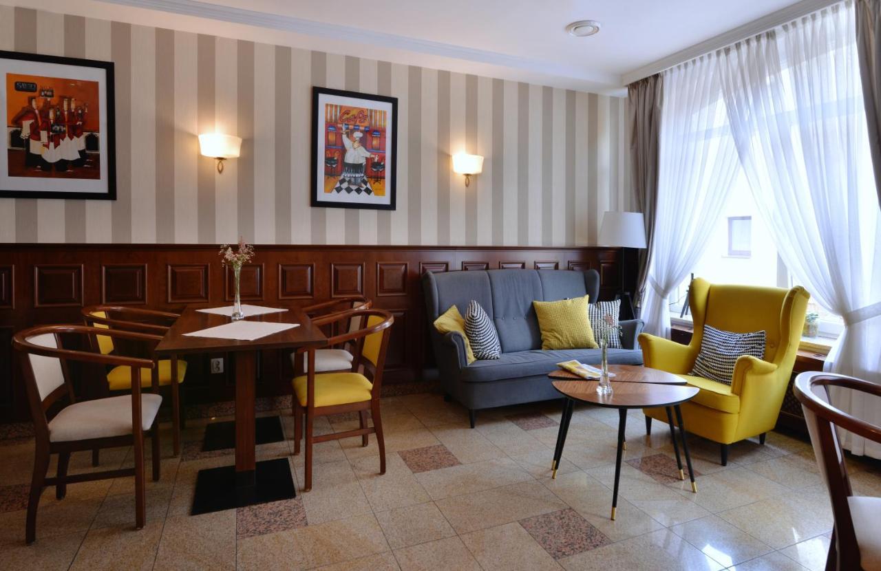Hotel Ulubiony Kostrzyn Eksteriør bilde